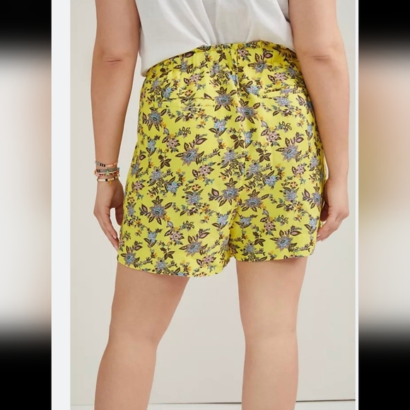Anthropologie shorts size 3x. Beautiful yellow with blue floral print. - Picture 2 of 2